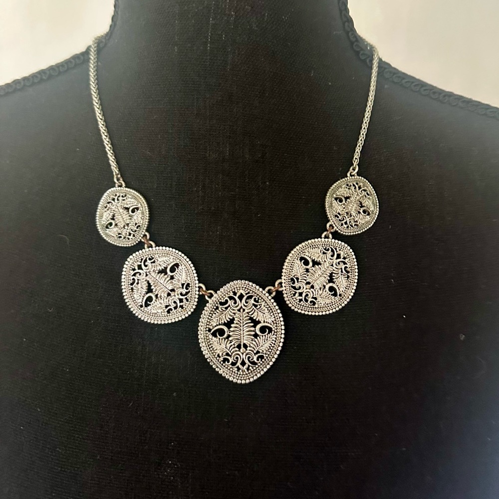 Lucky Brand Vintage Silver-Tone Necklace 17”